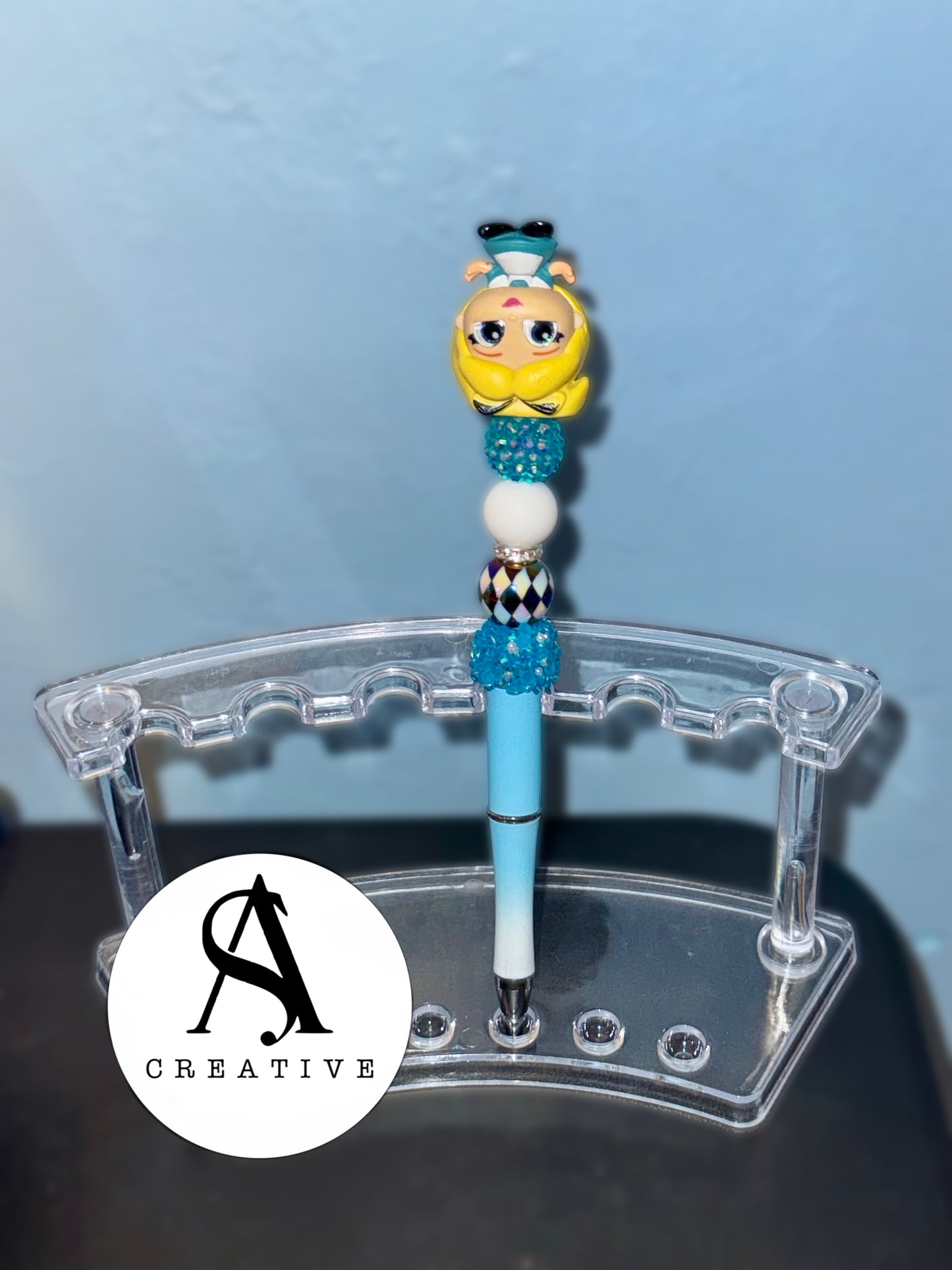Upside down Alice pen